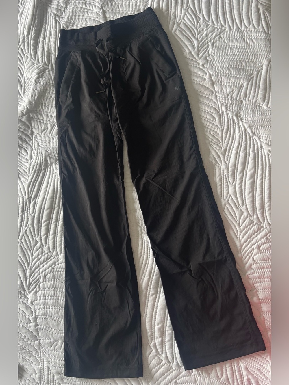 Lululemon Women’s Black Dance Studio mid rise Pants